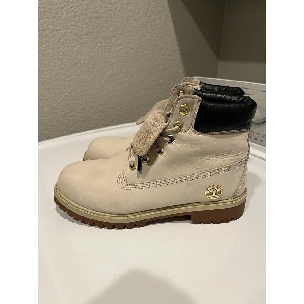 Timberland 6-Inch Premium Waterproof Boots – Boys 6.5 / Women’s 8.5 – Light Beig